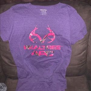 Never worn realtree shirt